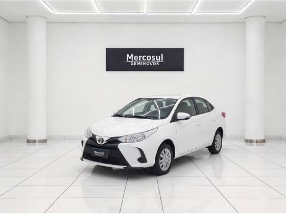 TOYOTA YARIS 1.5 16V FLEX SEDAN XL MULTIDRIVE